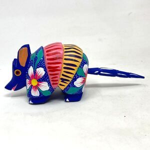 Armadillo Alebrije CHARMING Oaxacan Wood Carving Hand Painted Figurine Mexico
